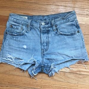 Levi’s 501 Light Blue Shorts 💙